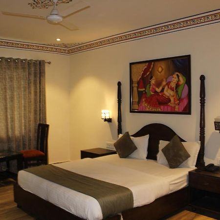 The Royal Ville Agra - Family & Corporate Hotel エクステリア 写真