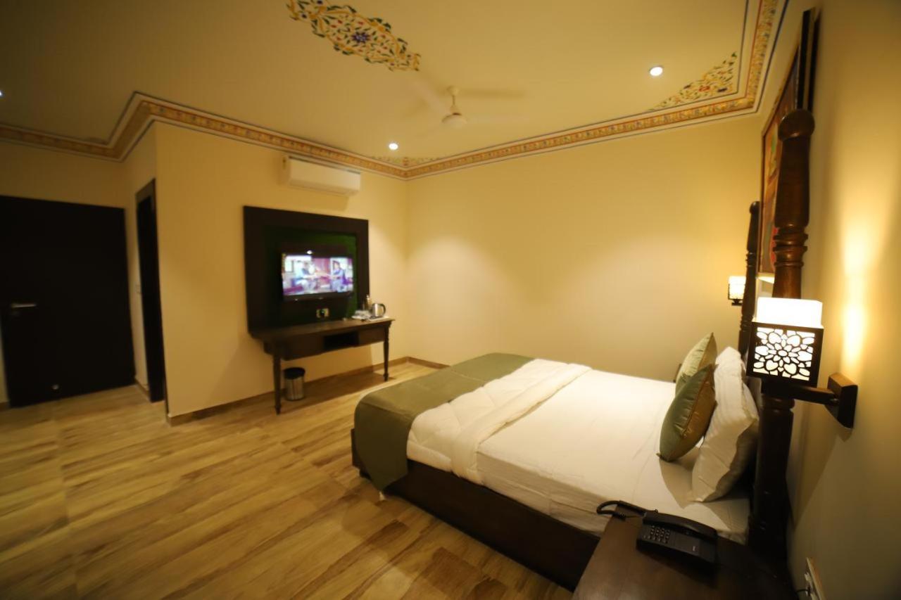 The Royal Ville Agra - Family & Corporate Hotel エクステリア 写真