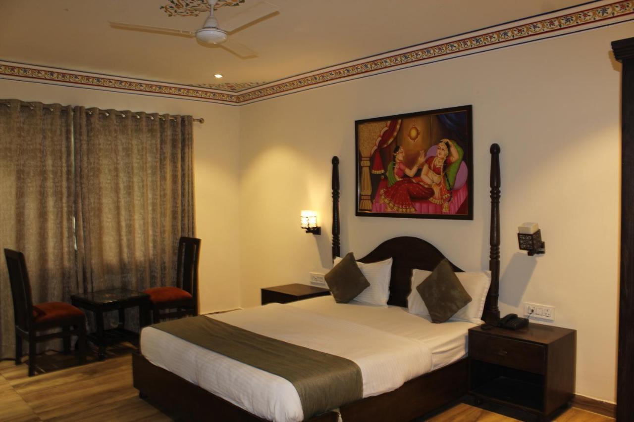The Royal Ville Agra - Family & Corporate Hotel エクステリア 写真