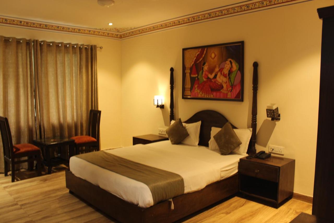 The Royal Ville Agra - Family & Corporate Hotel エクステリア 写真