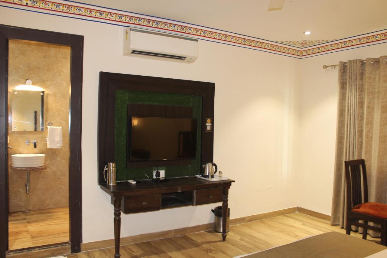 The Royal Ville Agra - Family & Corporate Hotel エクステリア 写真