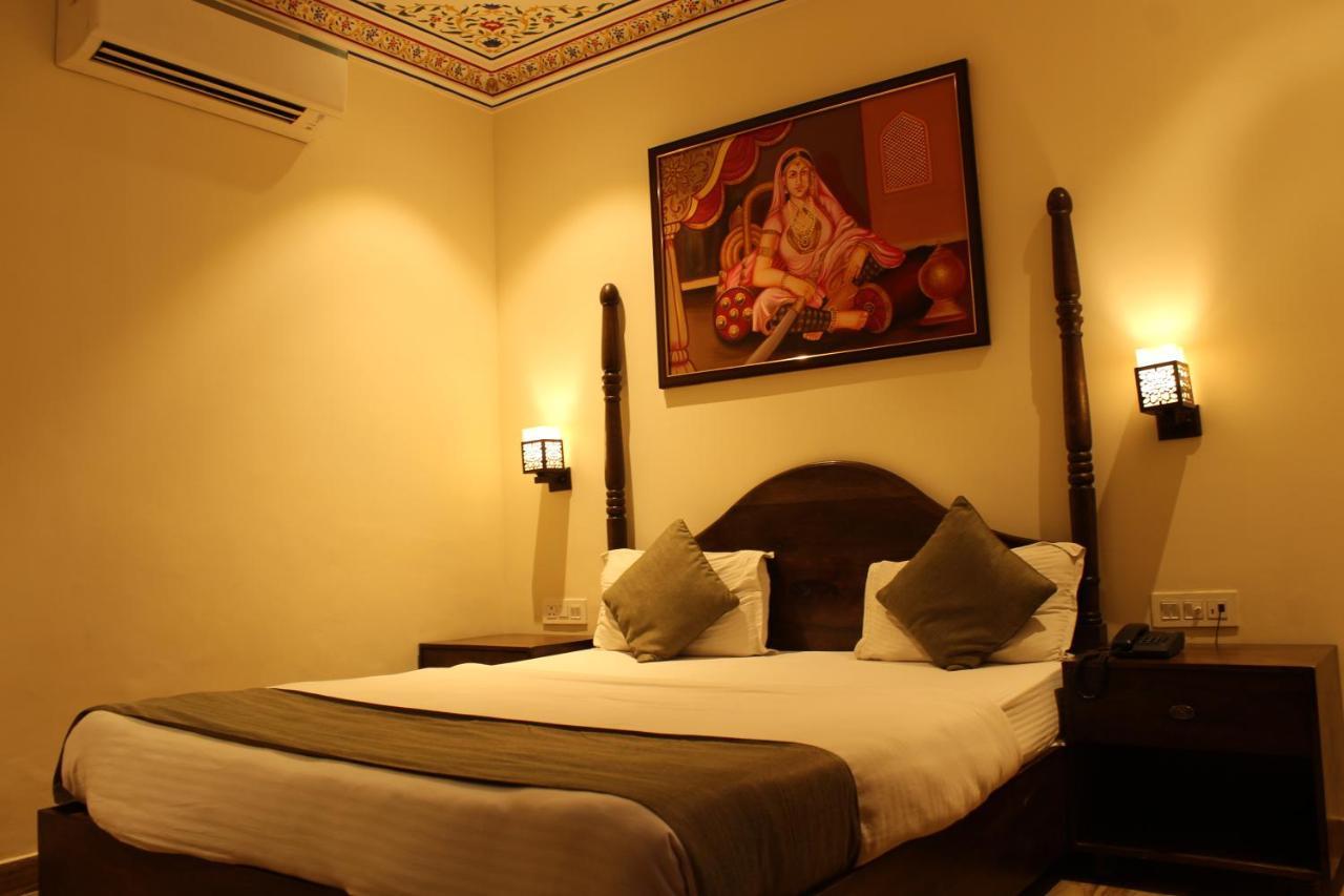 The Royal Ville Agra - Family & Corporate Hotel エクステリア 写真