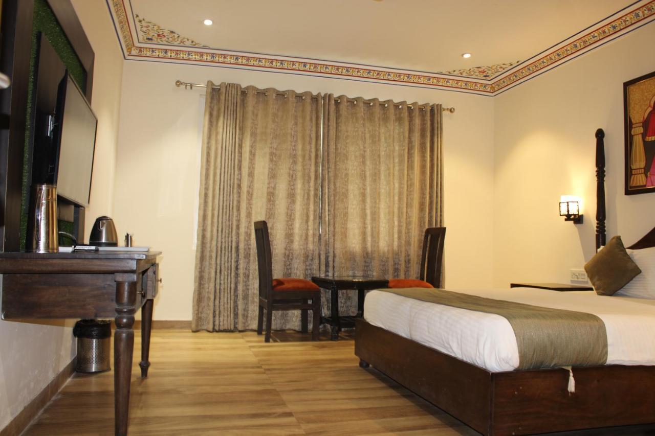 The Royal Ville Agra - Family & Corporate Hotel エクステリア 写真