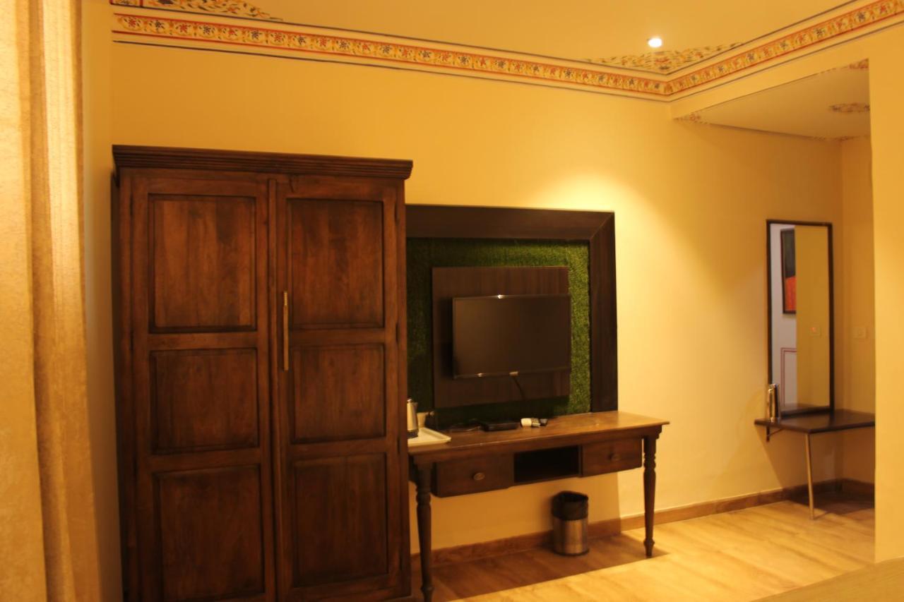 The Royal Ville Agra - Family & Corporate Hotel エクステリア 写真