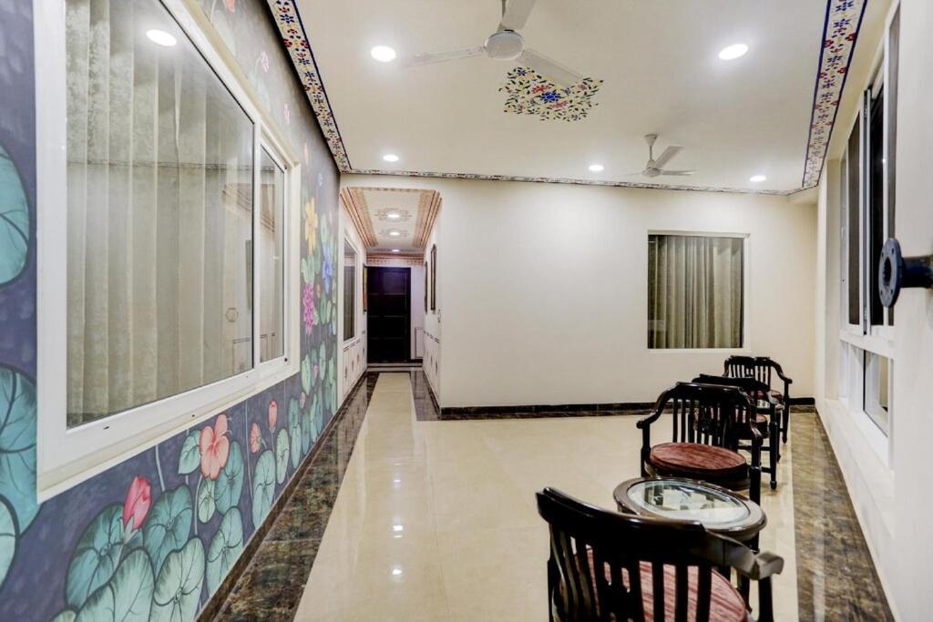 The Royal Ville Agra - Family & Corporate Hotel エクステリア 写真